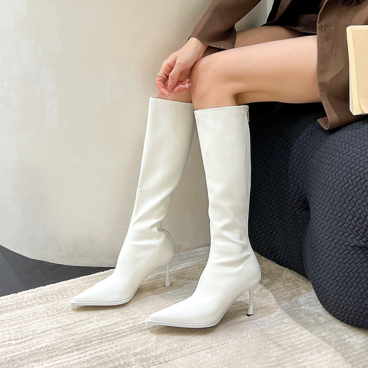 Kitten-Heel Stiefel